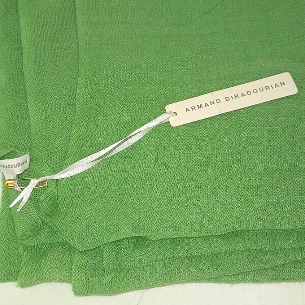 Armand Diradourian Vibrant Green Wrap - Picture 2 of 4